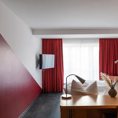 酒店 美斯霍罗斯酒店 4*