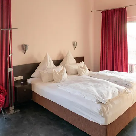 美斯霍罗斯酒店 4* 霍伊森施塔姆