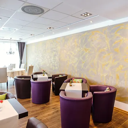 美斯霍罗斯酒店 酒店